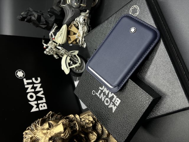 جاکارتی مگ سیف سورمه ای مونتبلان چرم طبیعی مسترکوالیتی اماراتی / Montblanc Mag safe