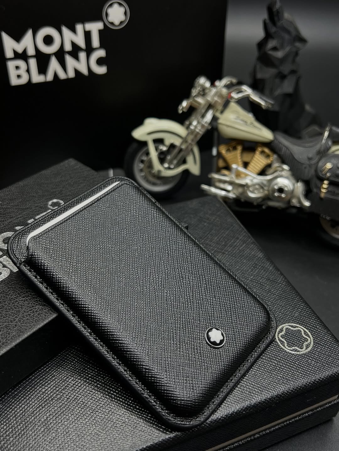 کیف کارت مگ سیف مون بلان / mag safe montblanc